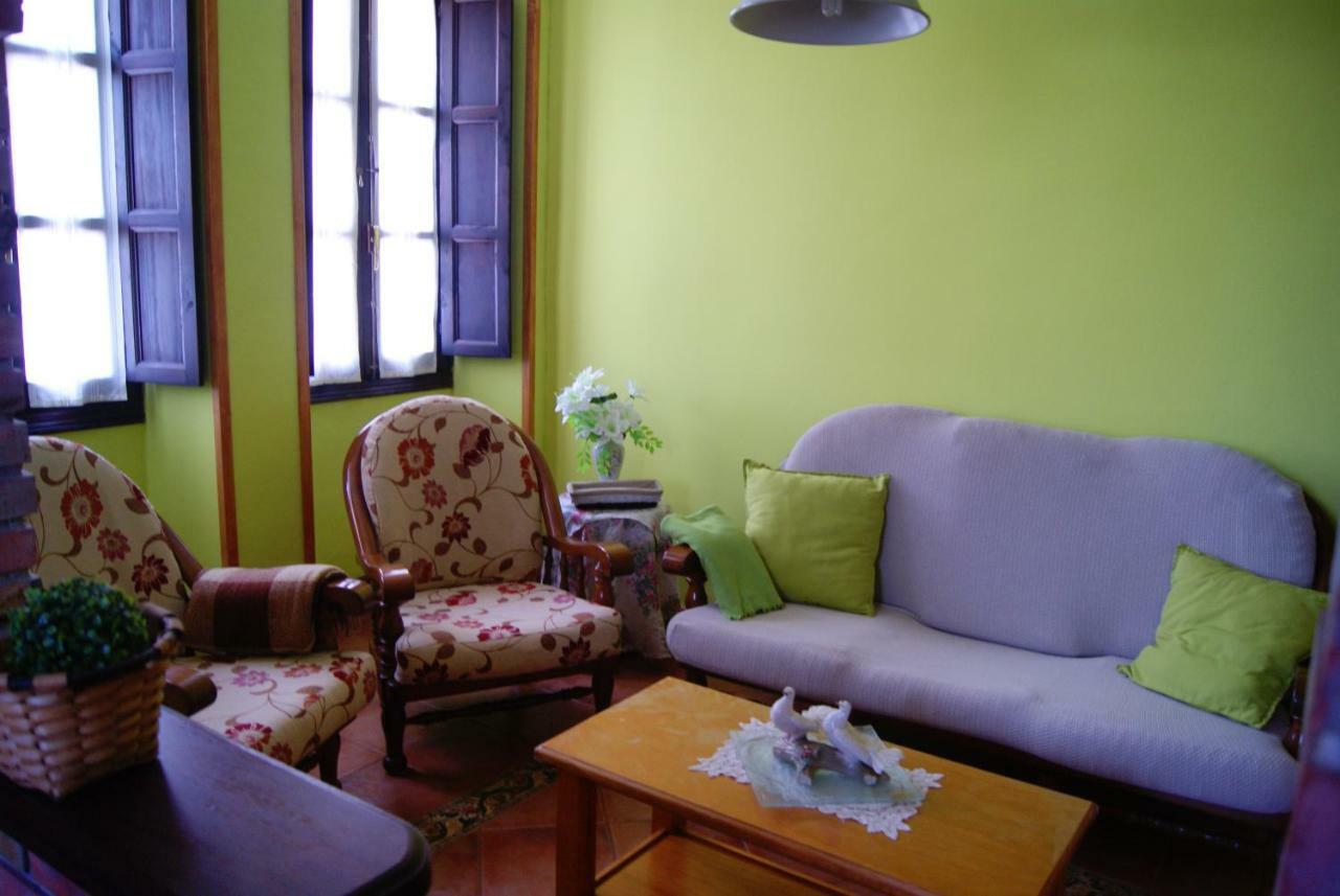 Casa Sara Apartment La Franca Luaran gambar